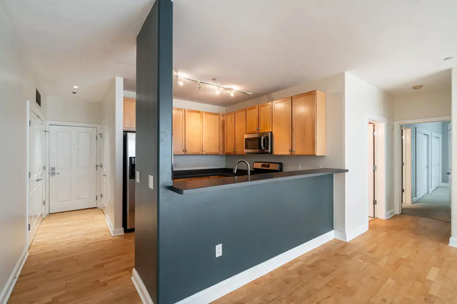 1905 N Water St, Milwaukee, WI 53202 - #3