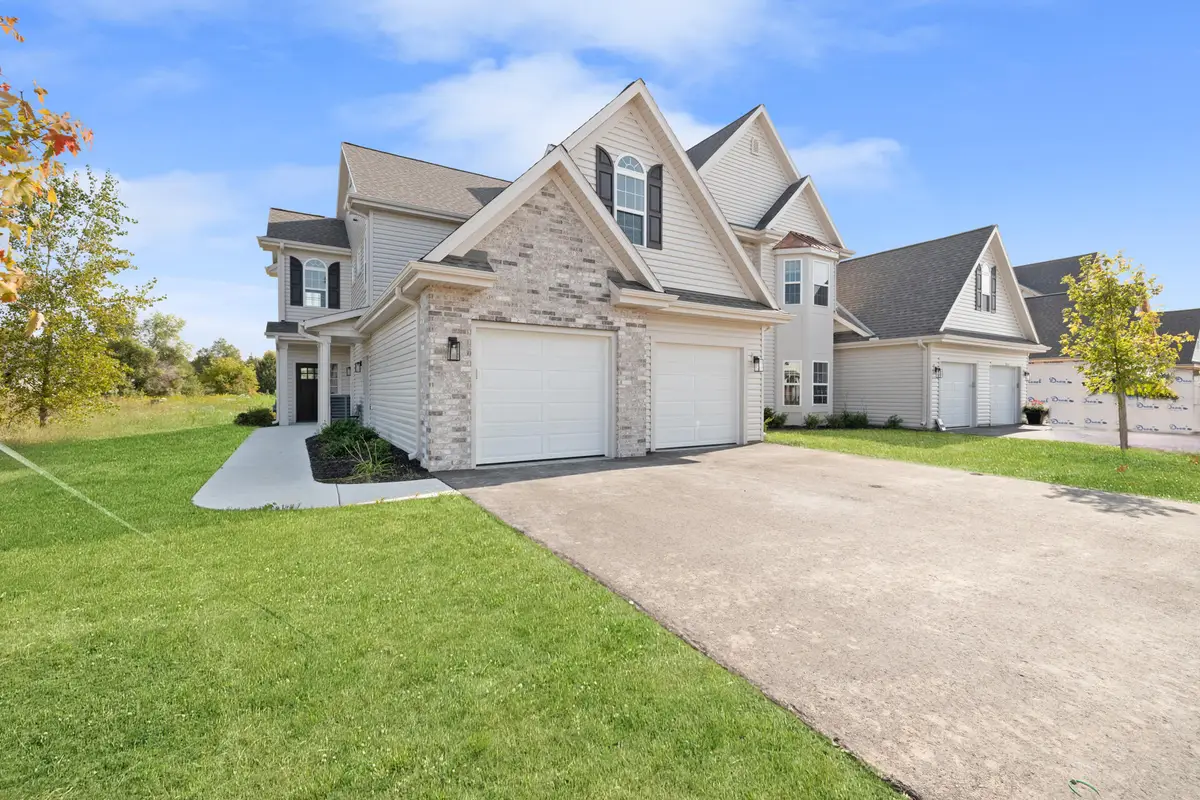 1786 Horseshoe Ln, Slinger, WI 53086 - #1
