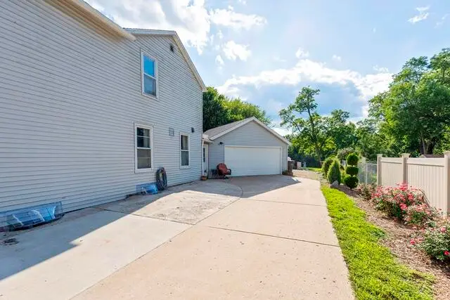 320 N Jefferson St, Whitewater, WI 53190 - #3