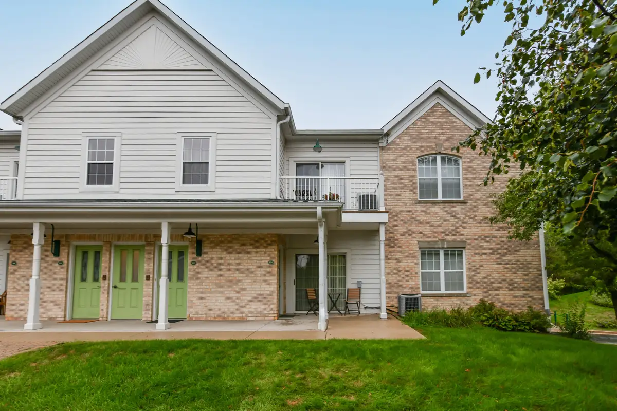2740 Northview Rd, Waukesha, WI 53188 - #1