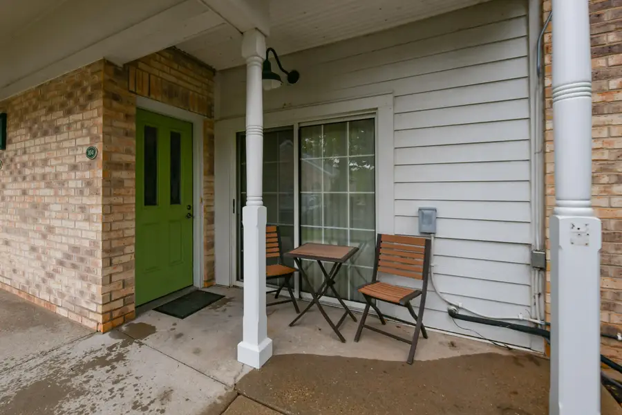2740 Northview Rd, Waukesha, WI 53188 - #3