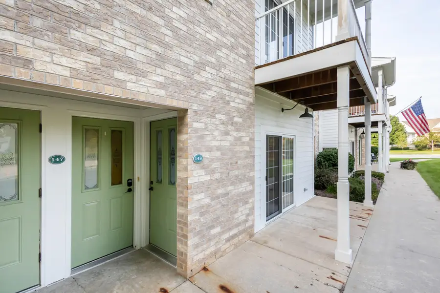 2704 Northview Rd, Waukesha, WI 53188 - #2