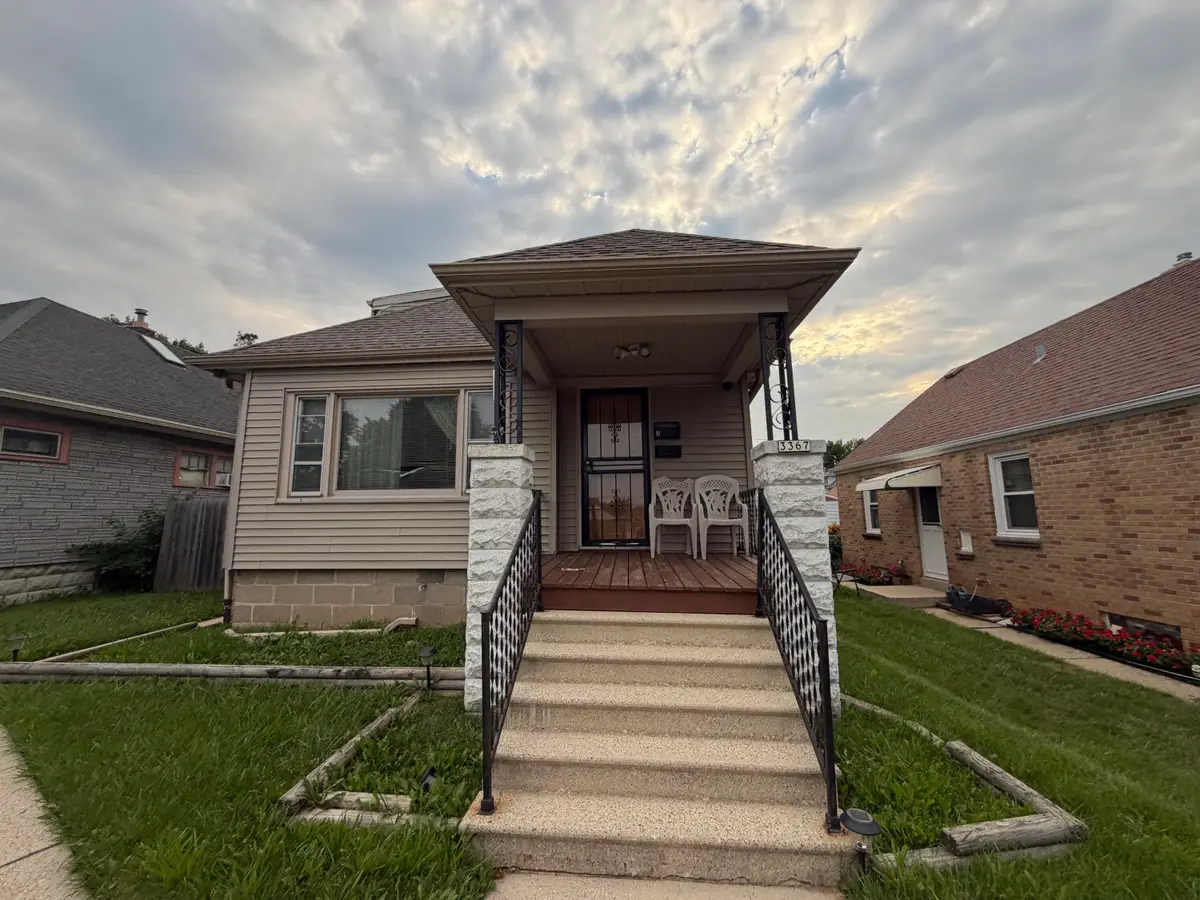 3367 S 14th St, Milwaukee, WI 53215 - #1