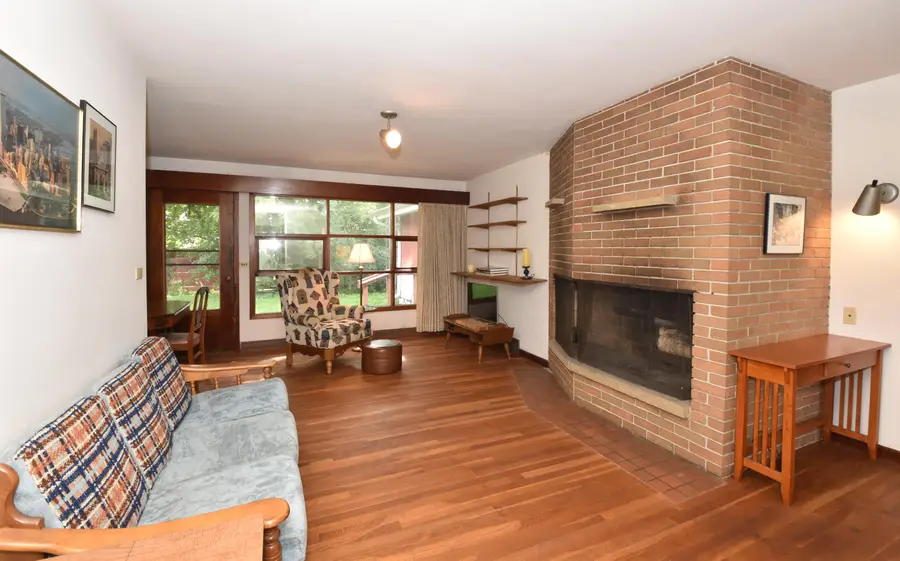 3421 Saint Clair St, Racine, WI 53402 - #2