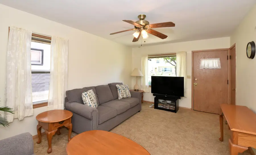 4046 N 85th St, Milwaukee, WI 53222 - #3