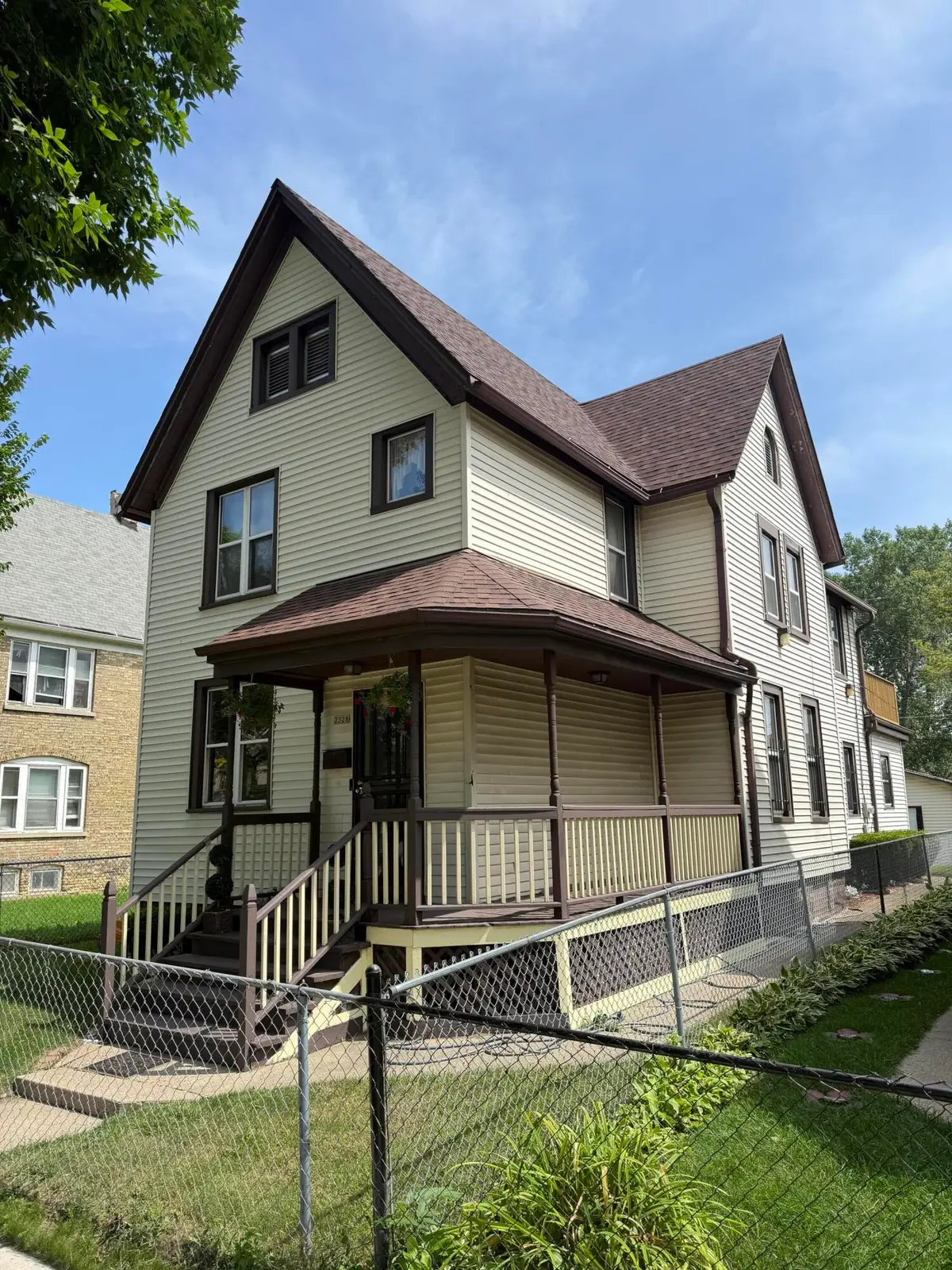 2328 N 9th St, Milwaukee, WI 53206 - #1