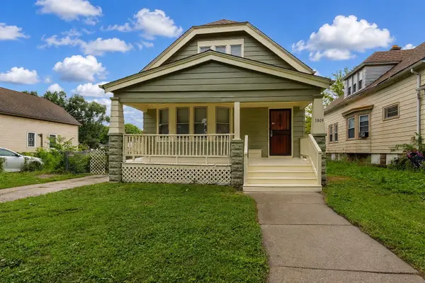 3809 N 15th St, Milwaukee, WI 53206