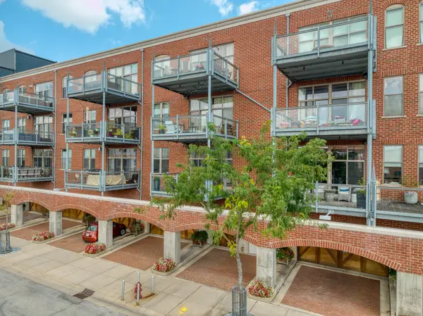 130 S Water St, Milwaukee, WI 53204