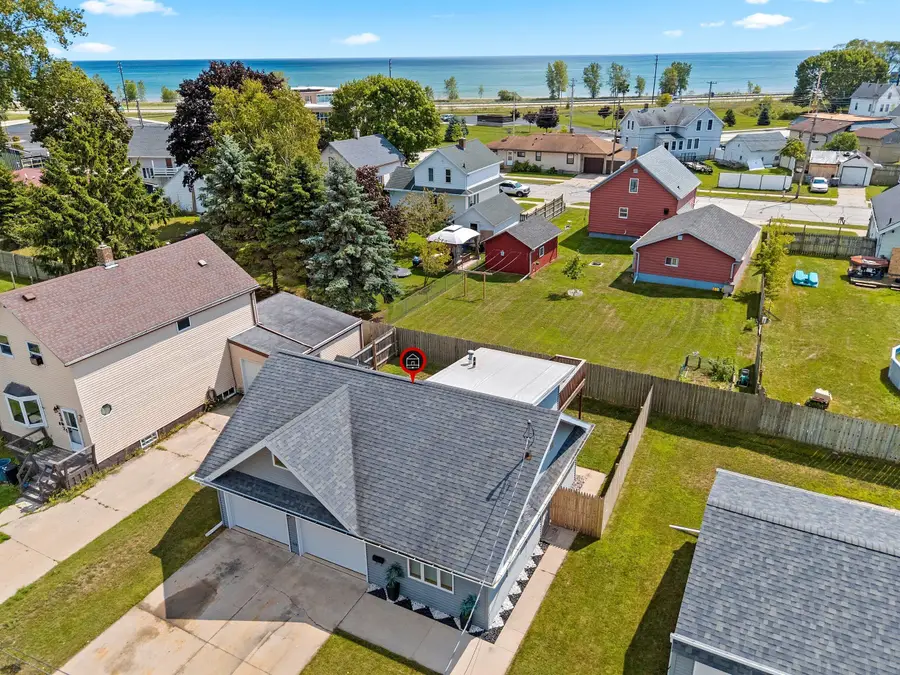 2309 9th Pl, Two Rivers, WI 54241 - #2