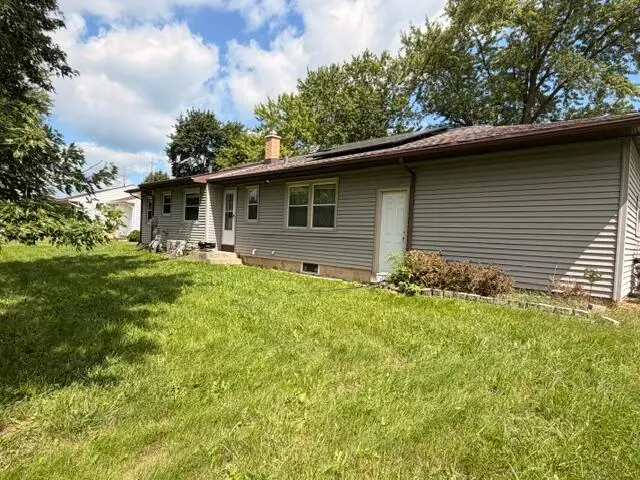 153 S Foster St, Saukville, WI 53080 - #2