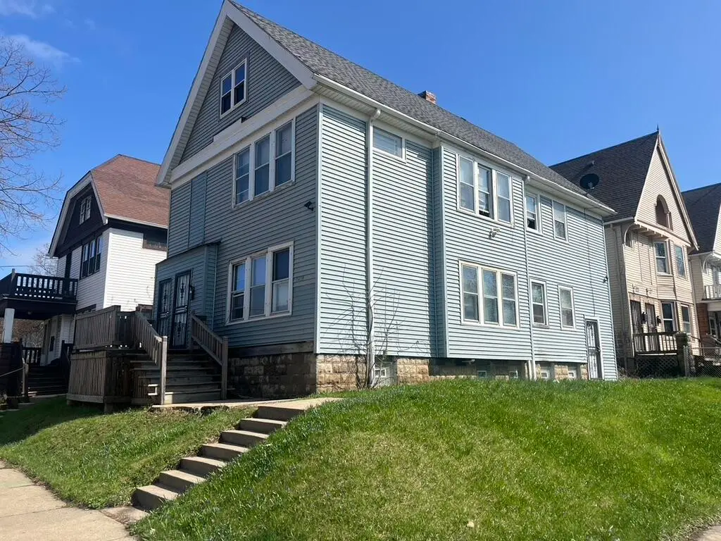 2481-2483 W Locust St, Milwaukee, WI 53206 - #1
