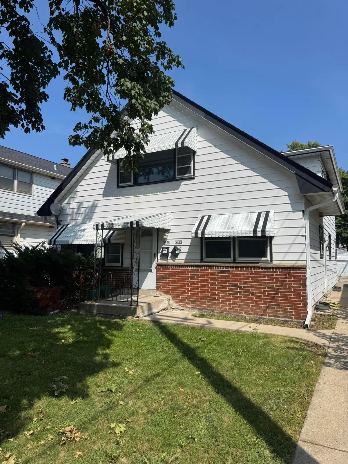 5708 N 97th St, Milwaukee, WI 53225 - #1