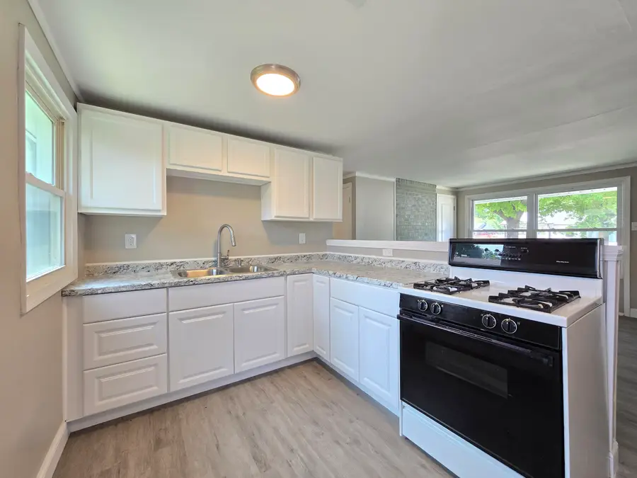 3729 W Kaul Ave, Milwaukee, WI 53209 - #2