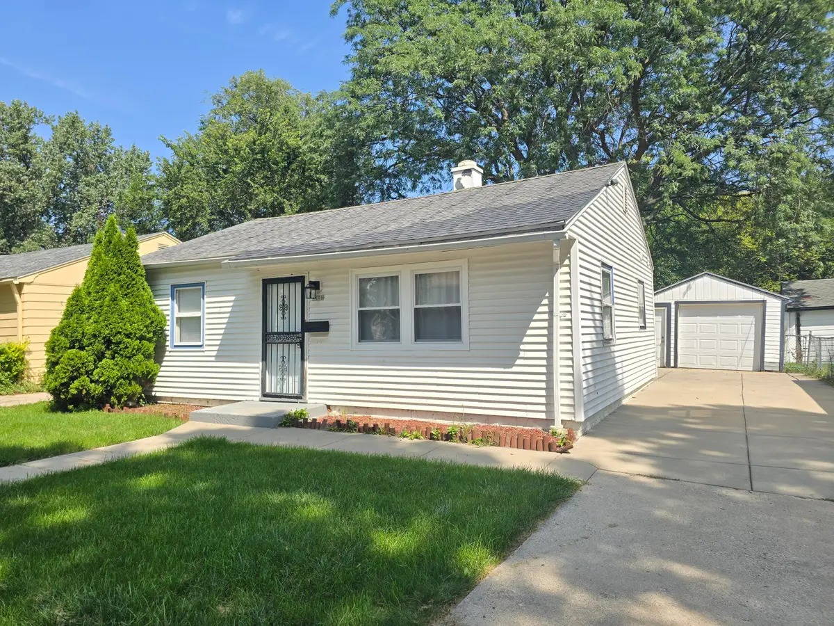 4608 N 45th St, Milwaukee, WI 53218 - #1