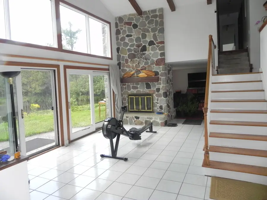 2300 Maple Rd, Grafton, WI 53024 - #2