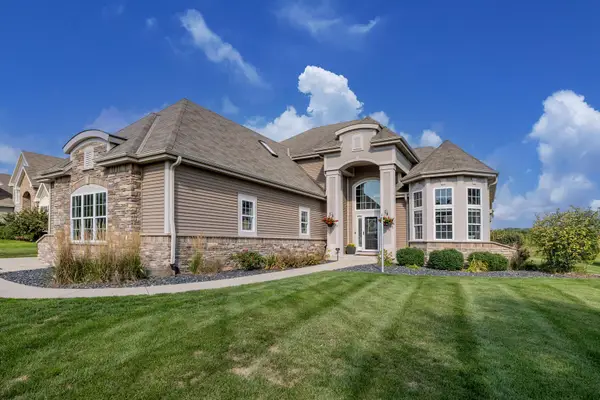 W192N5690 Spencers Pass, Menomonee Falls, WI 53051