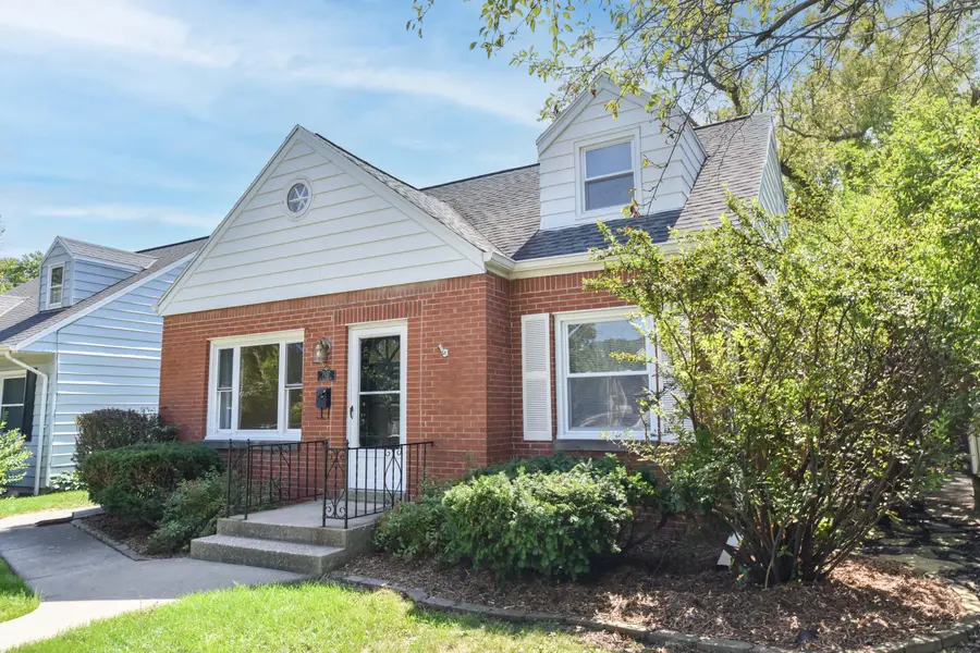 7937 W Townsend St, Milwaukee, WI 53222 - #3