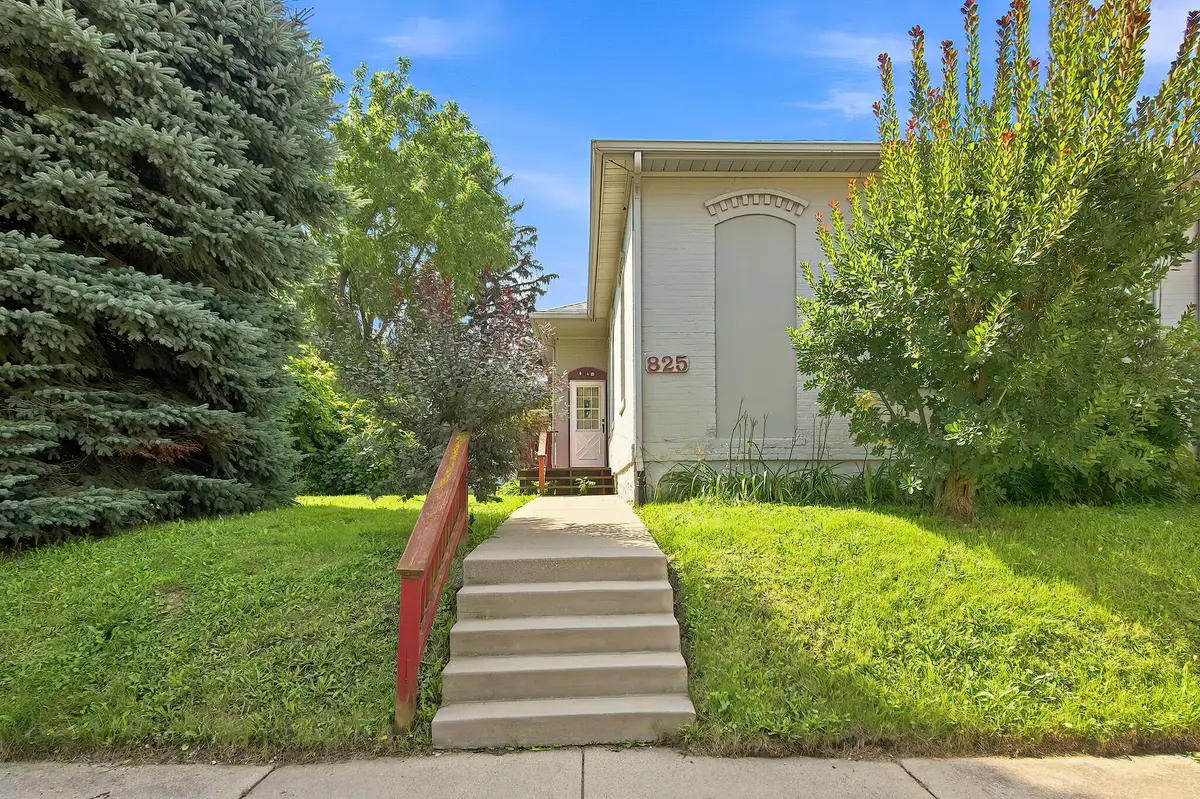825 St Patrick St, Racine, WI 53402 - #1