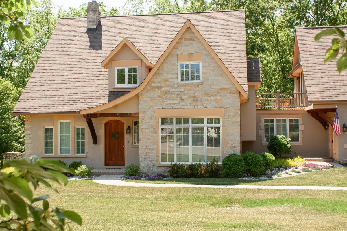 1046 Edinborough Ct, Geneva, WI 53147 - #1