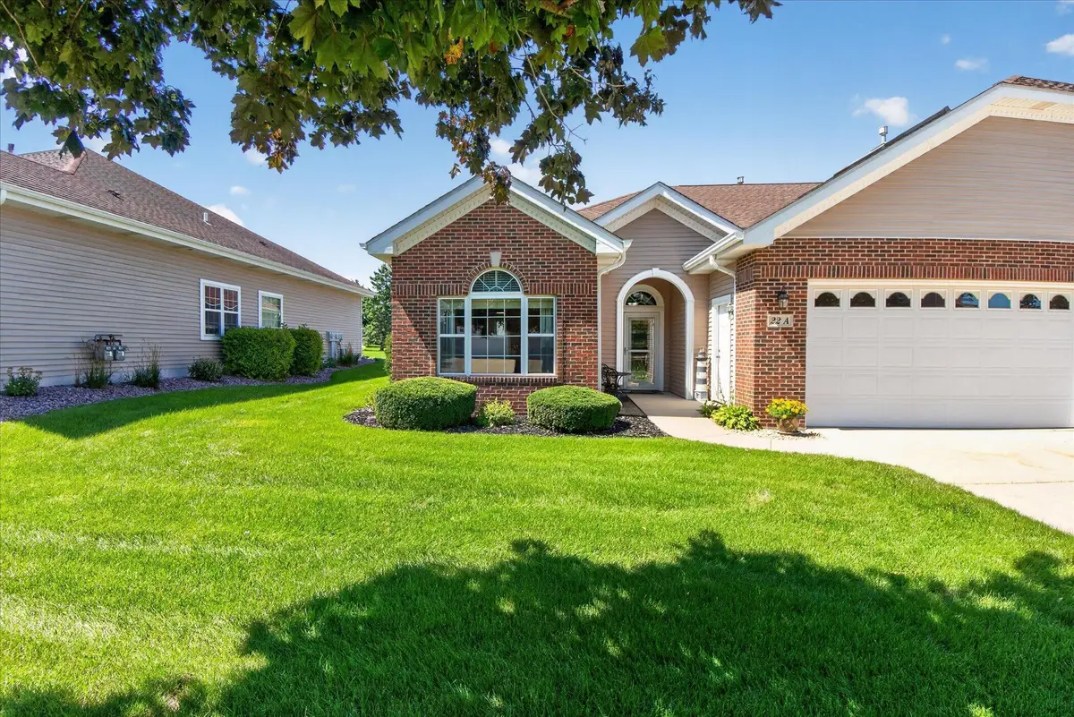 9000 226th Ct, Salem Lakes, WI 53168 - #1