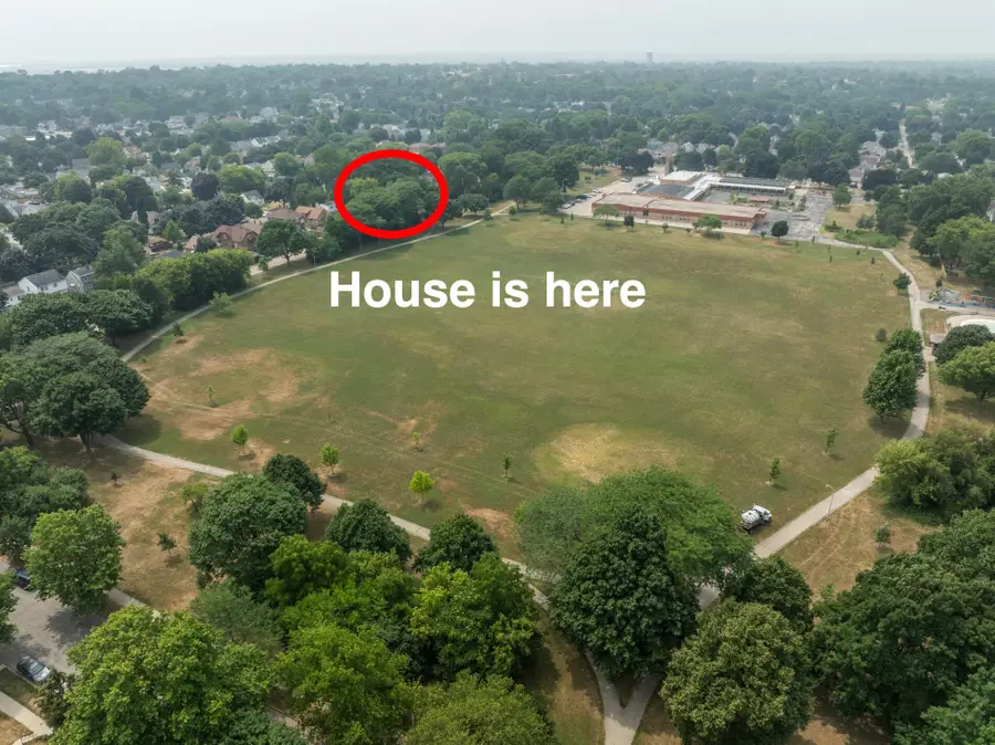 1331 E Saveland Ave, Milwaukee, WI 53207 - #3