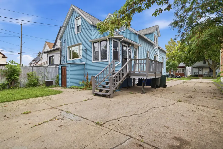 1805 S 77th St, West Allis, WI 53214 - #3