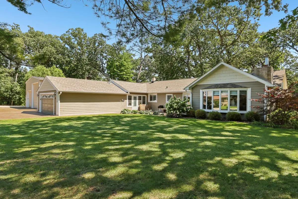 4515 Beverly Ln, Pleasant Prairie, WI 53142 - #1