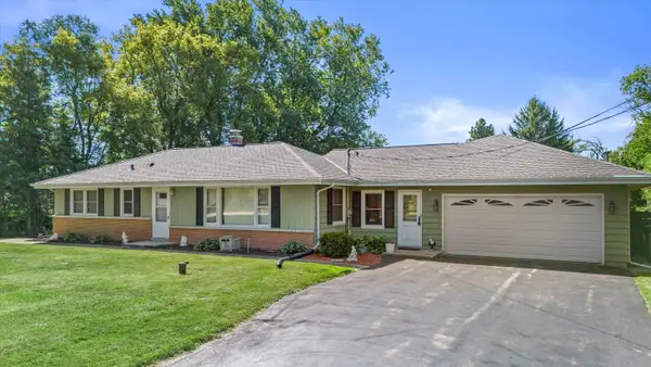 N84W19255 Menomonee Ave, Menomonee Falls, WI 53051
