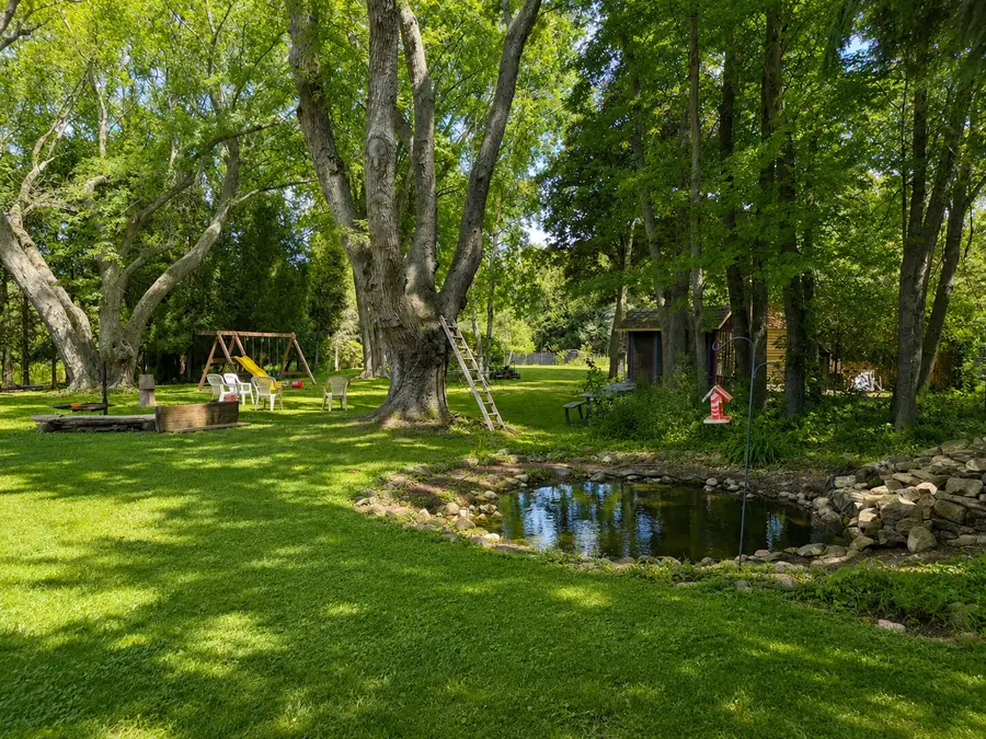 1972 Lake Shore Rd, Grafton, WI 53024 - #2