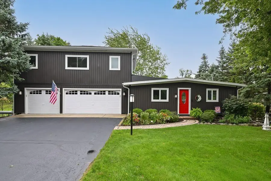 W5159 Bay Shore Dr, Lauderdale Lakes, WI 53121 - #3
