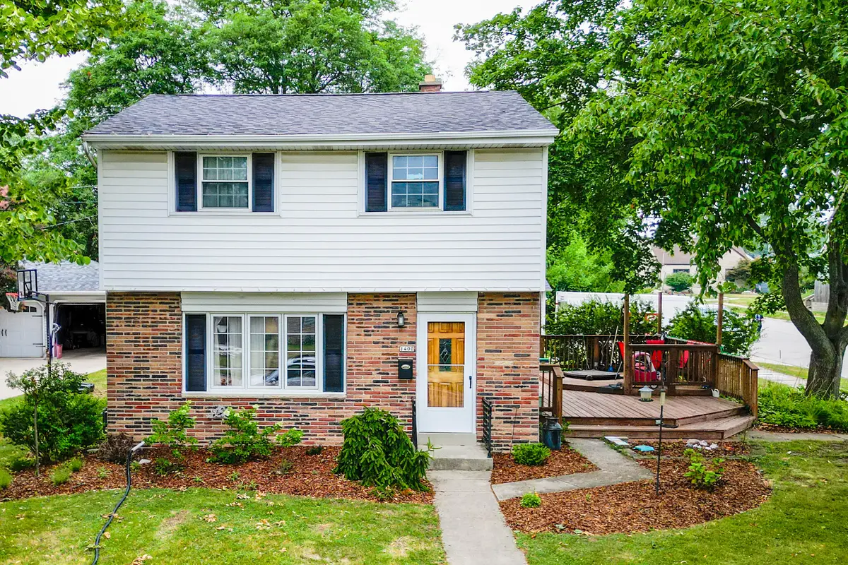 1400 Manitowoc Ave, South Milwaukee, WI 53172 - #1