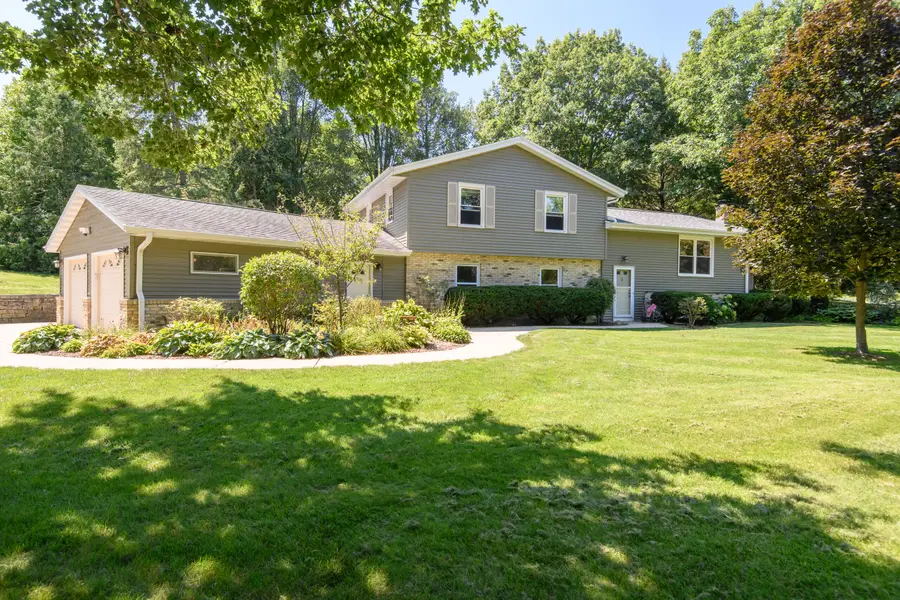 W285S3467 Snow Goose Trl, Genesee, WI 53189 - #2