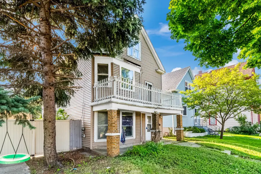 2834 S 9th Pl, Milwaukee, WI 53215 - #3