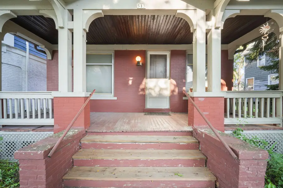 513 N 31st St, Milwaukee, WI 53208 - #2