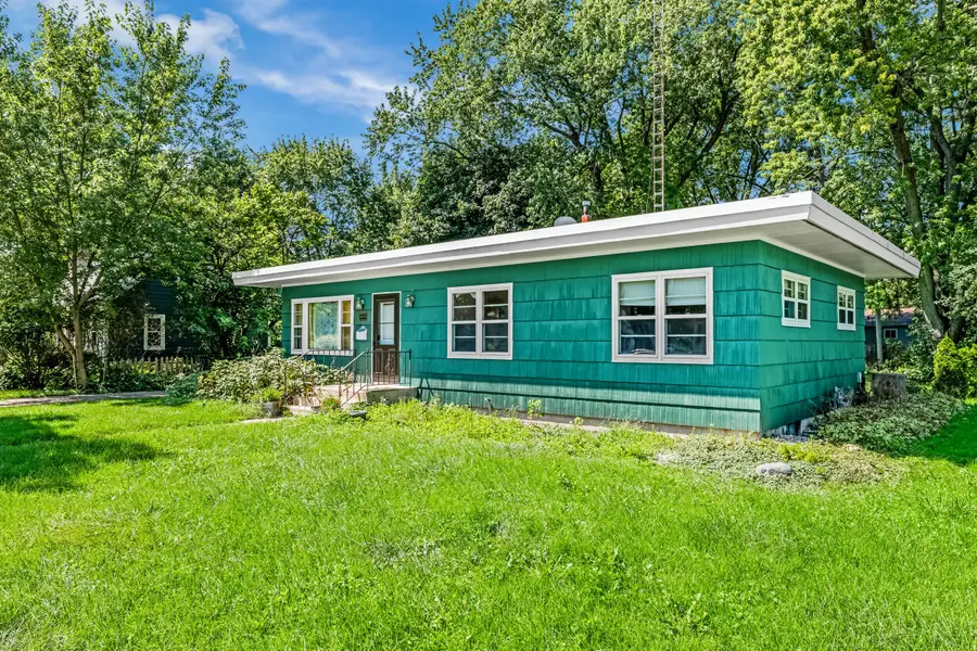 516 N Washington St, Elkhorn, WI 53121 - #2