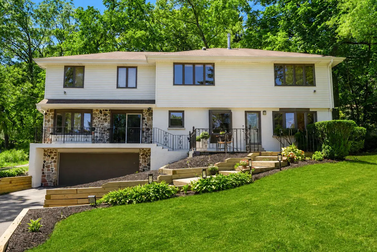 935 N 124th St, Elm Grove, WI 53122 - #1