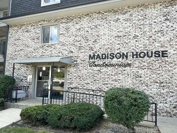 237 Madison St, Waukesha, WI 53188