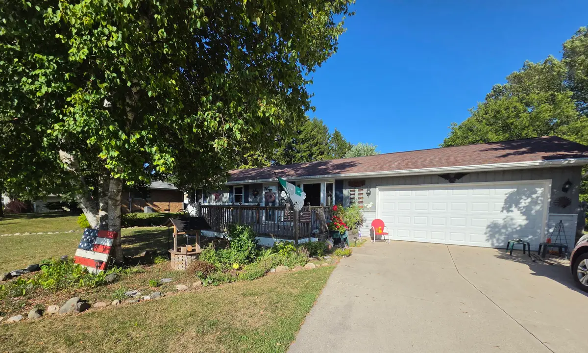 1845 Herman Rd, Manitowoc, WI 54220 - #1