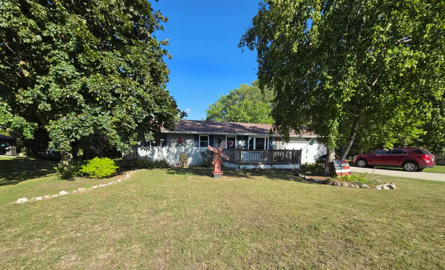 1845 Herman Rd, Manitowoc, WI 54220 - #2