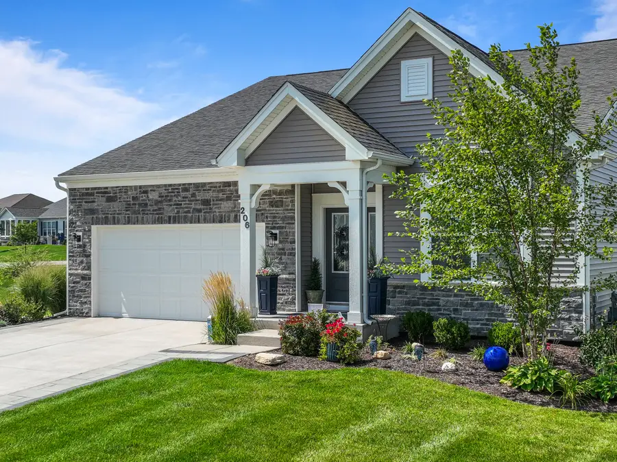 206 Rossini Dr, Lake Geneva, WI 53147 - #2