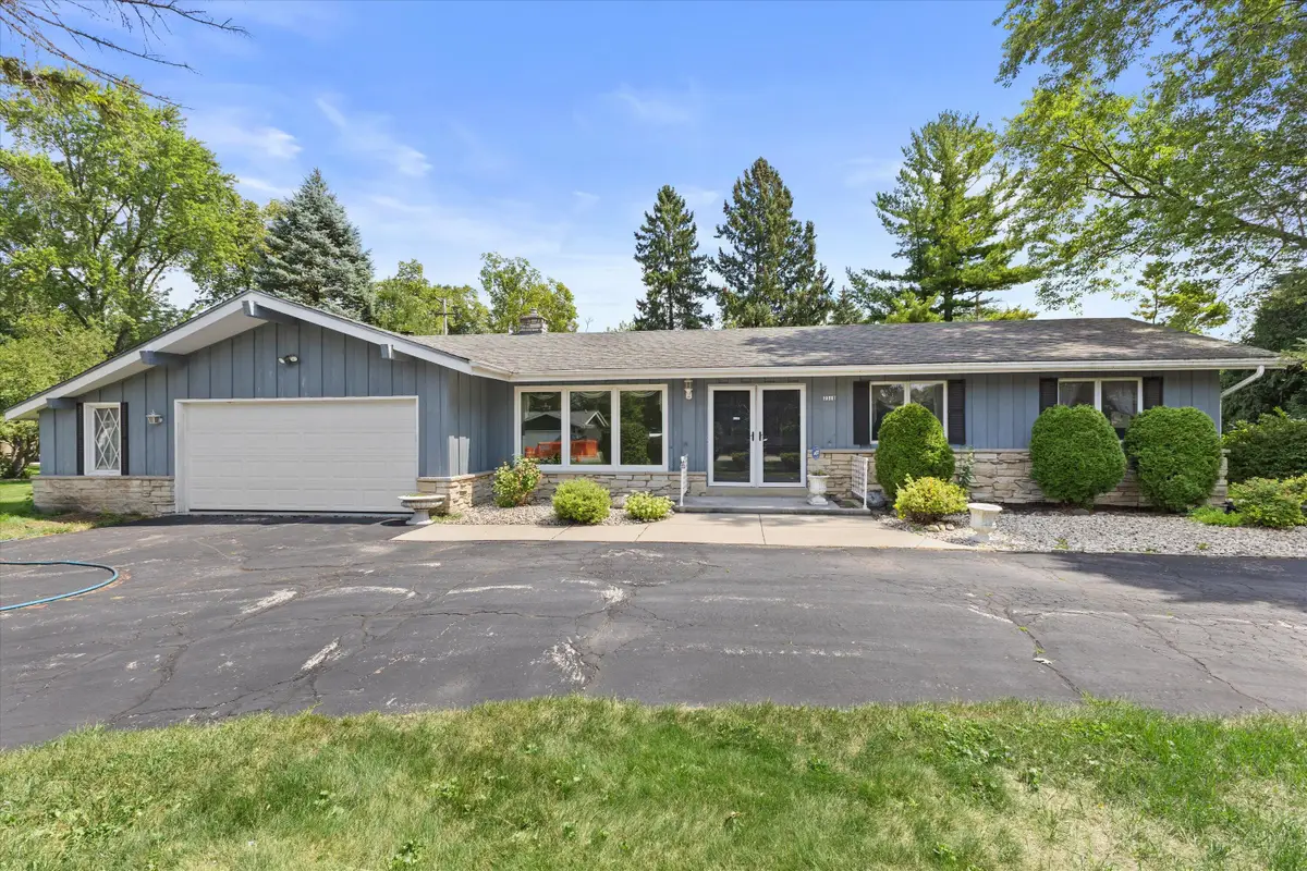 2310 Guinevere Dr, Brookfield, WI 53045 - #1