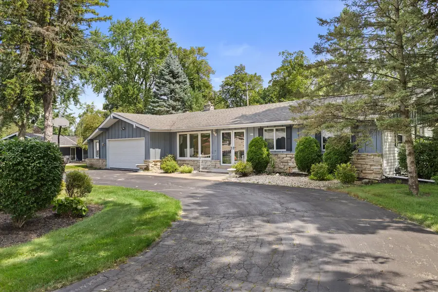 2310 Guinevere Dr, Brookfield, WI 53045 - #3