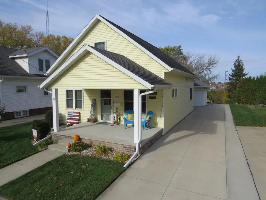 1118 River Dr, Watertown, WI 53094 - #2
