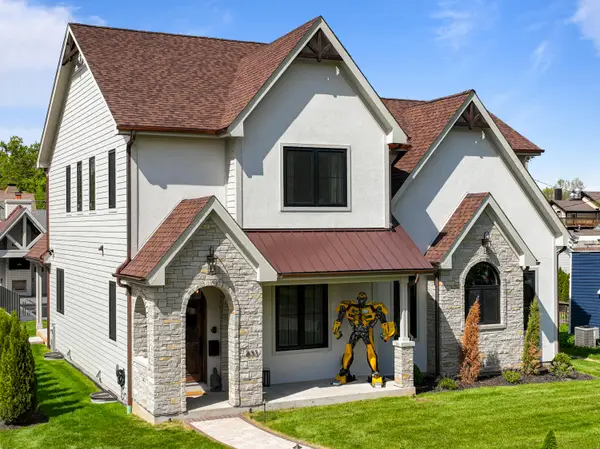 833 Wisconsin St, Lake Geneva, WI 53147