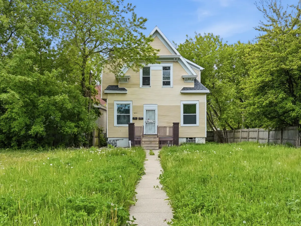 2911 N 6th St, Milwaukee, WI 53212 - #1