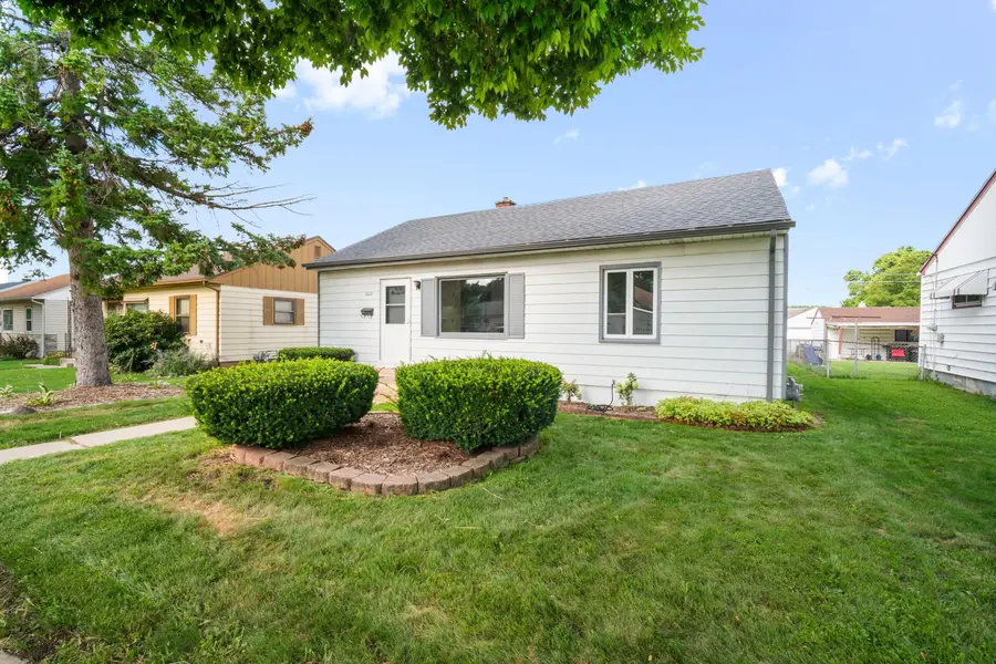 3211 S 68th St, Milwaukee, WI 53219 - #2