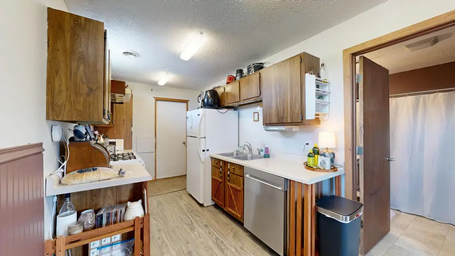 200 Swan St, Genoa, WI 54632 - #2