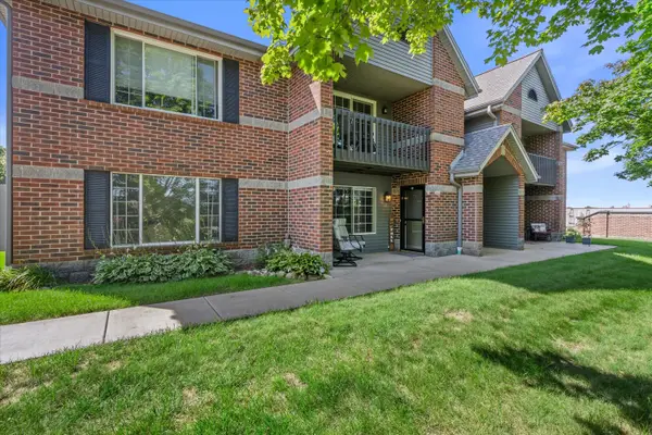 S75W16788 Jacob Ct, Muskego, WI 53150