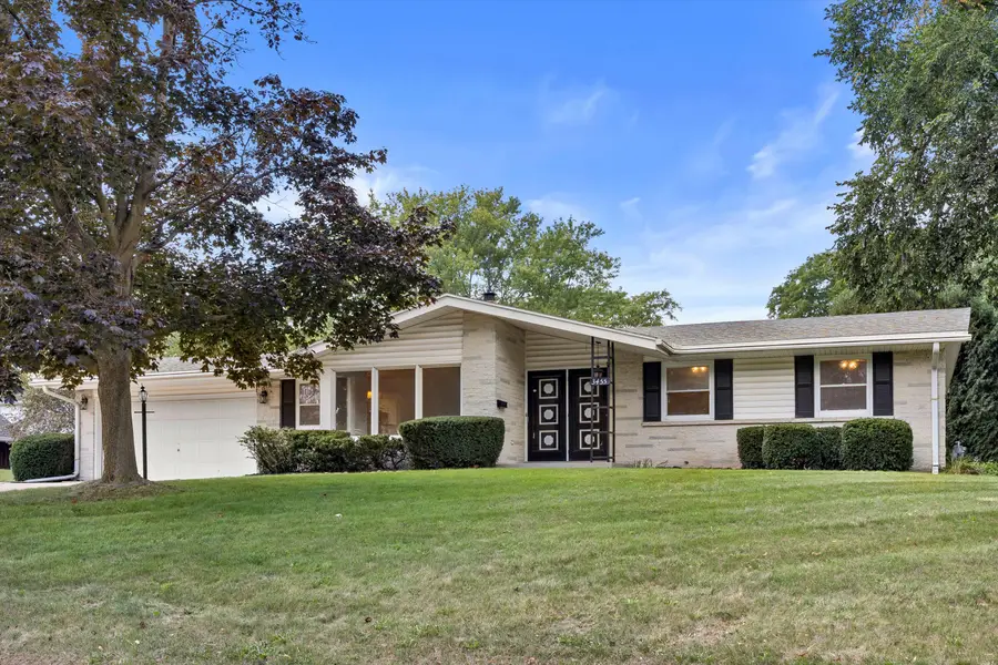 3455 S Russel Rd, New Berlin, WI 53151 - #2