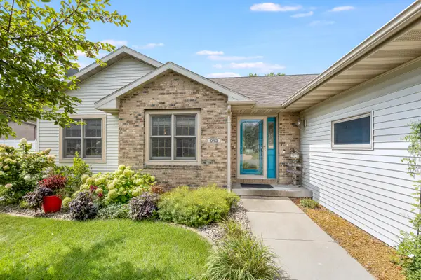 913 Oak Ave N, Onalaska, WI 54650
